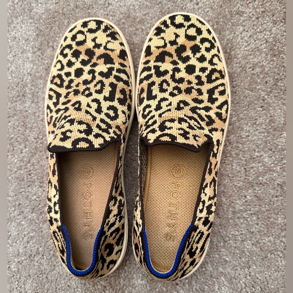 Rothy’s women’s size 8 in desert cat leopard print.